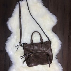 ⭐️ Francesca’s Brown Crossbody Purse